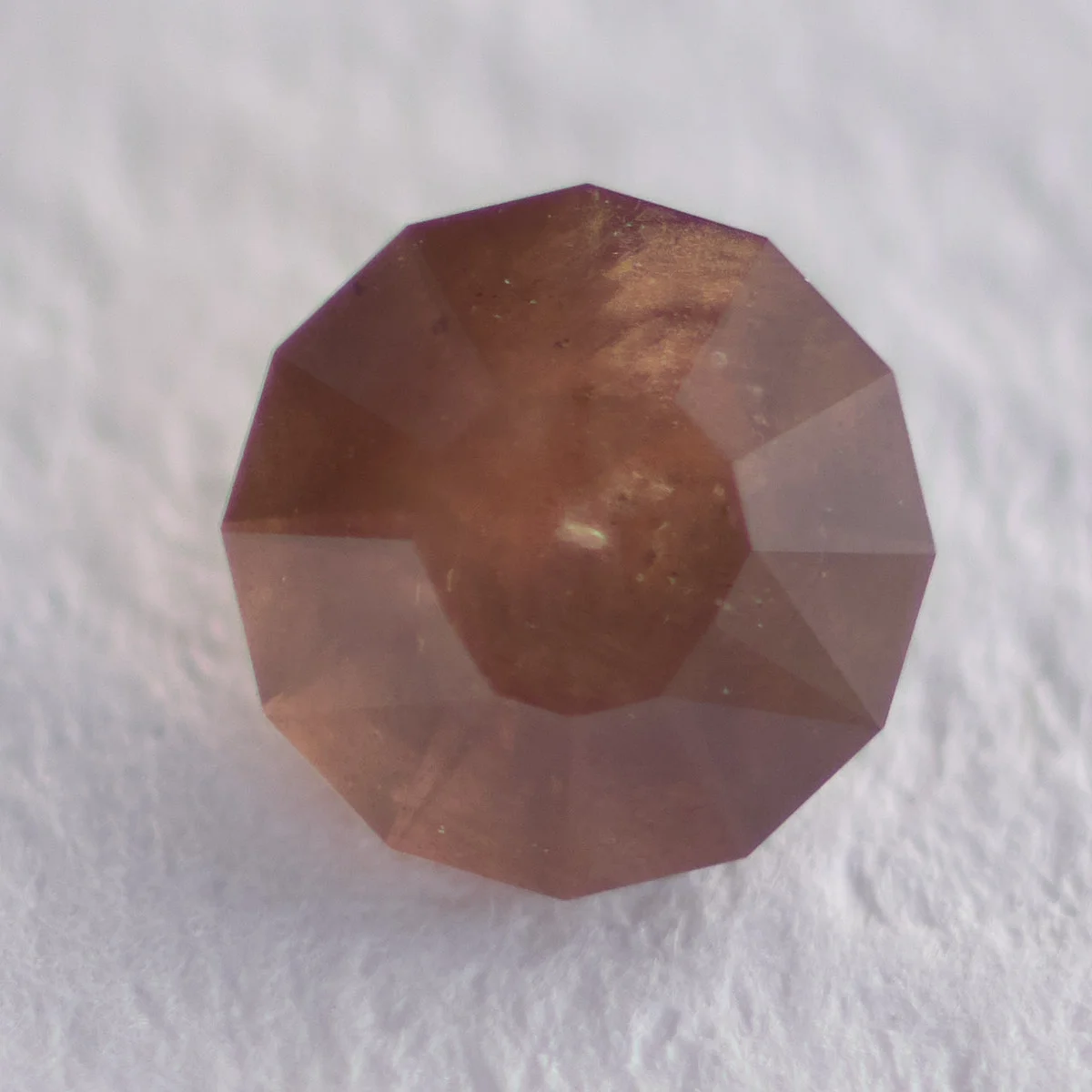 ソンゲア産サファイア 0.518ct “Tripod for Sapphire”